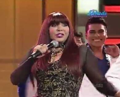 Lila Morillo interpreta “EL COCOTERO“