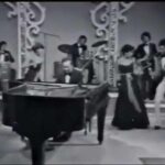 Las Cuatro Monedas cantan “Carretera“ junto Aldemaro Romero