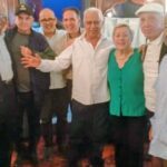 musicavenezolana.com y Club Tobías celebran el día del músico De isquierda a derecha: Enrique Culebra Iriarte, Freddy López,, Juan Carlos Grisal, José Rafael Quintana, Ygnacio Navarro, Zandra Pedraza, Luis Felipe Aular, El Chino de Pedregal