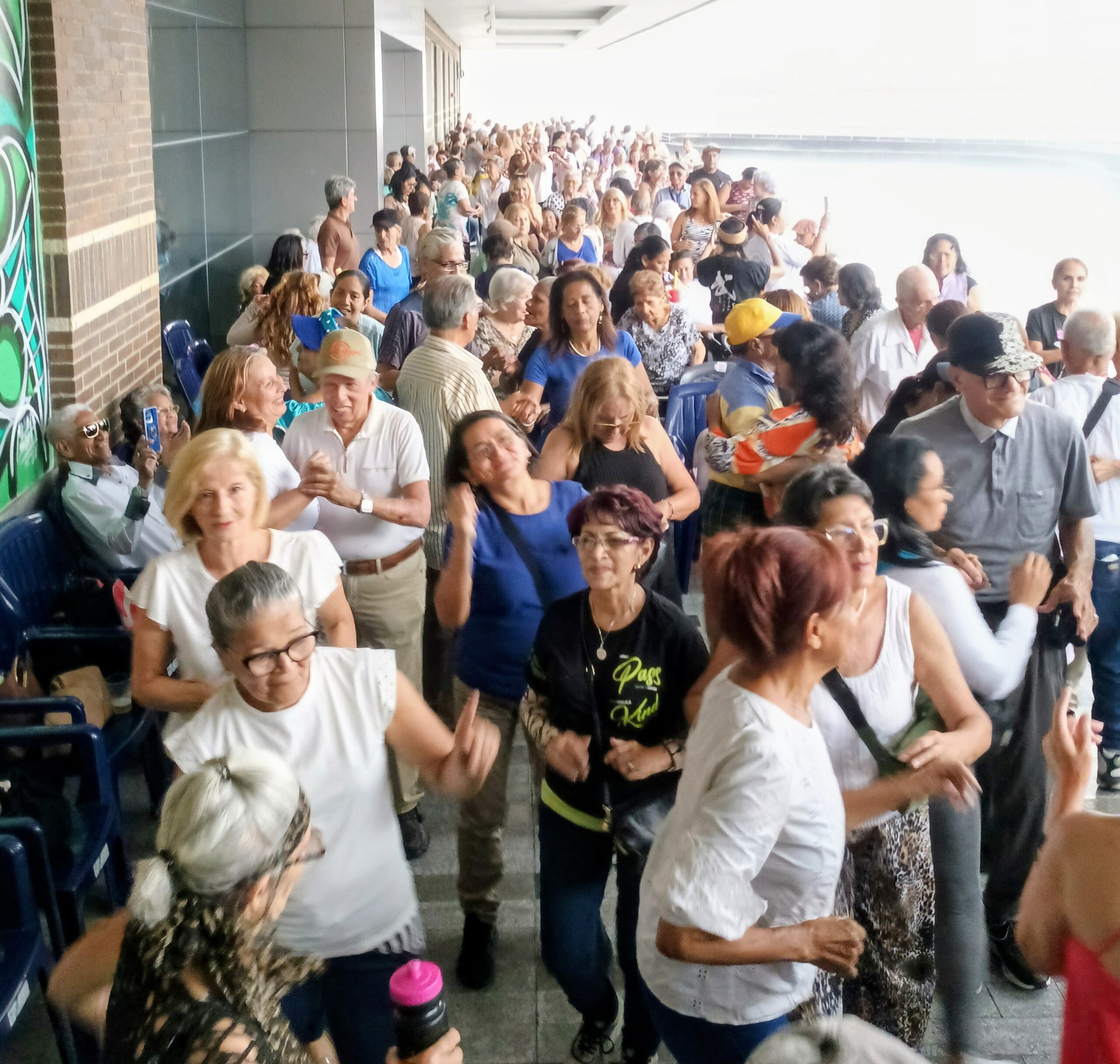 “Ola Marina“ - Enrique “Culebra“ Iriarte